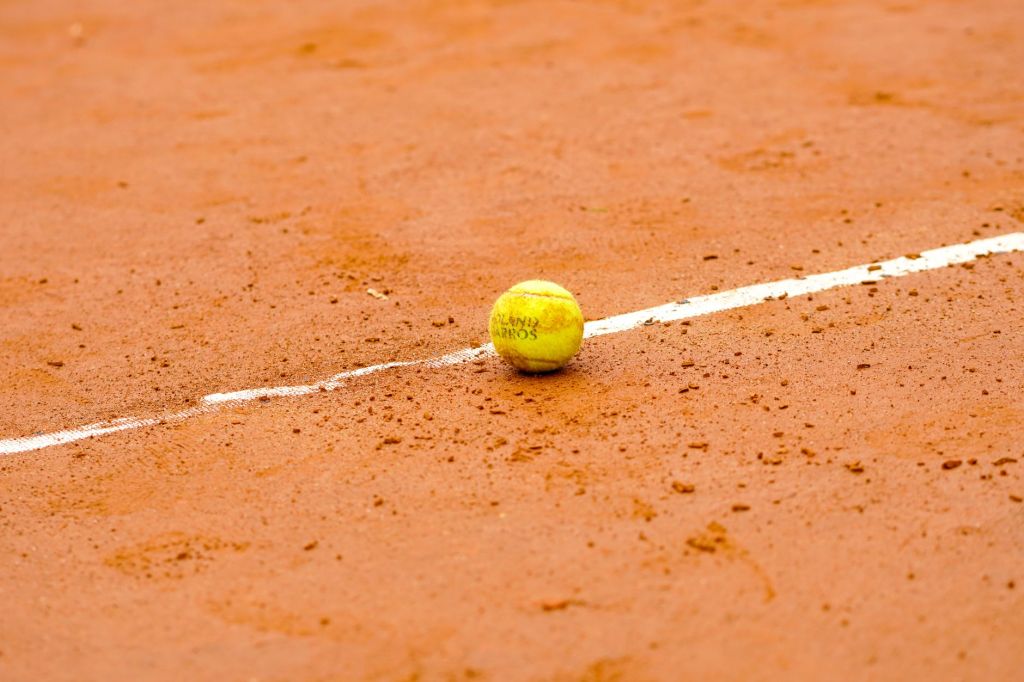 Zverev levanta el trofeo de Roland Garros tras derrotar a&nbsp;Cobolli