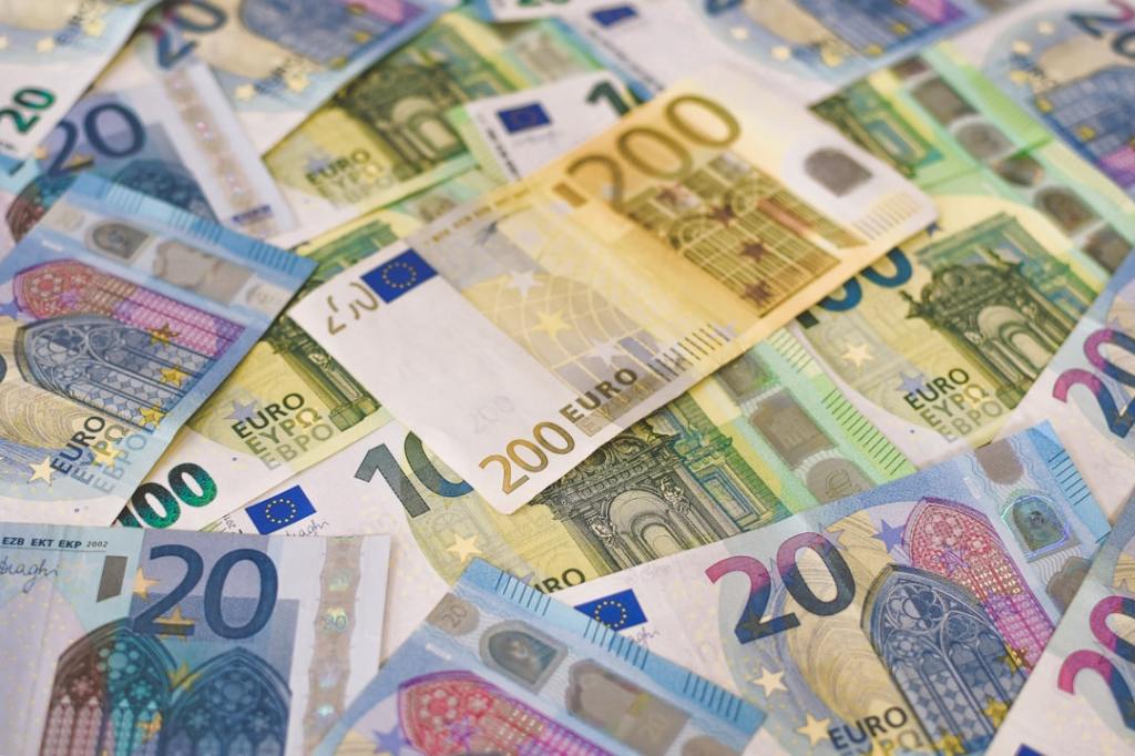 Mercado cambiario: euro blue abre lunes sin cambios&nbsp;abruptos